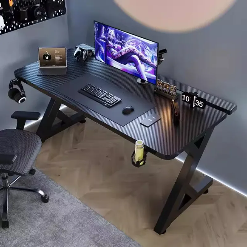 Desk Setup Pc - Minimalistyczne czarne biurka komputerowe, ekskluzywne wyposażenie,
