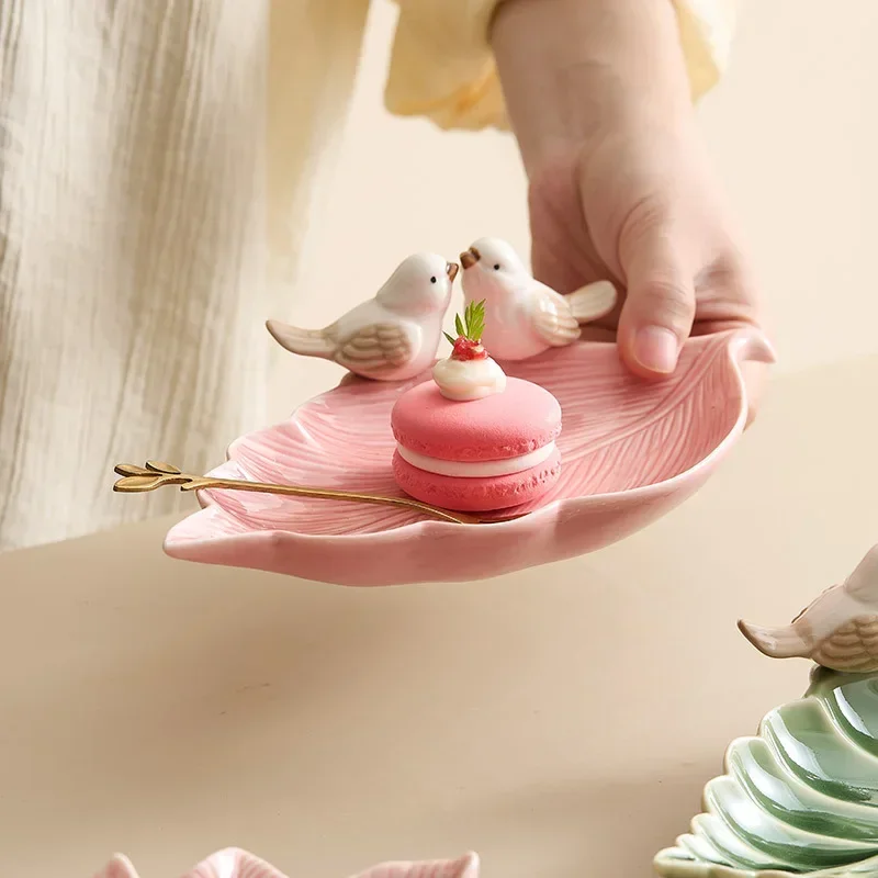 Urocza ceramiczna taca na biżu – Desk Setup Shelf recenzja i cena