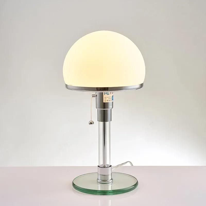 Biała lampa stołowa, duński de – Desk Setup White recenzja i cena