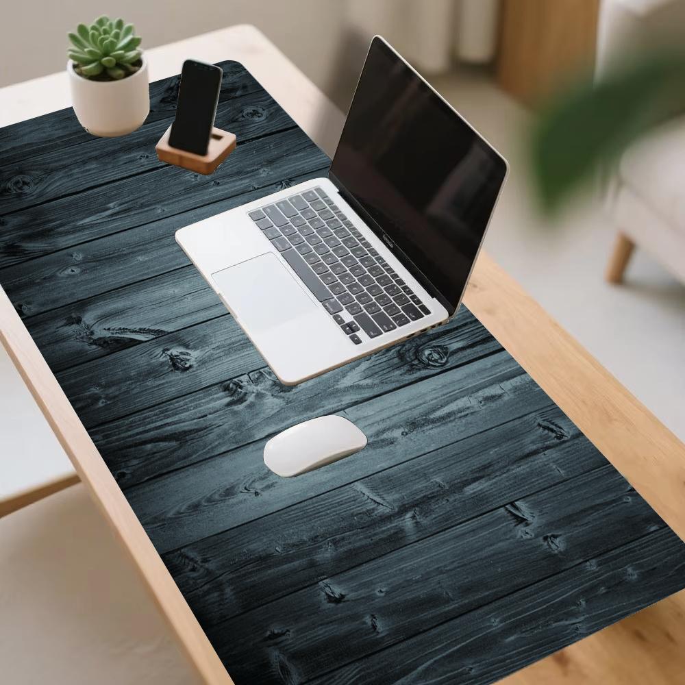 Czarna drewniana podkładka pod – Desk Setup Black And Wood recenzja i cena